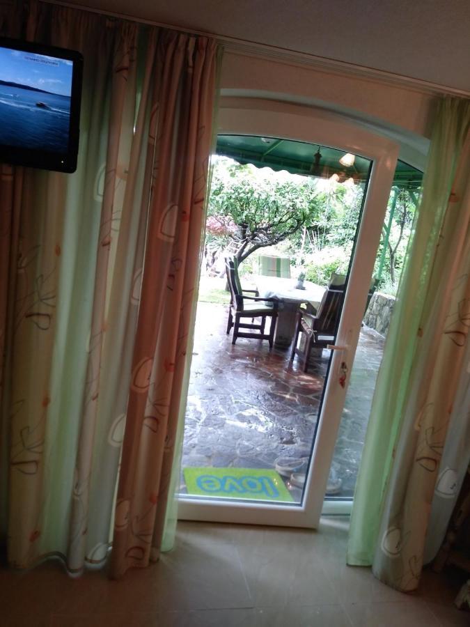 Studio Apartman Lavanda มาทุลยี ภายนอก รูปภาพ